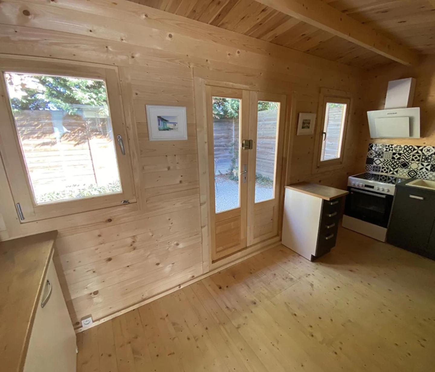 Les Jardins Du Soleil Apartment Авиньон Стая снимка