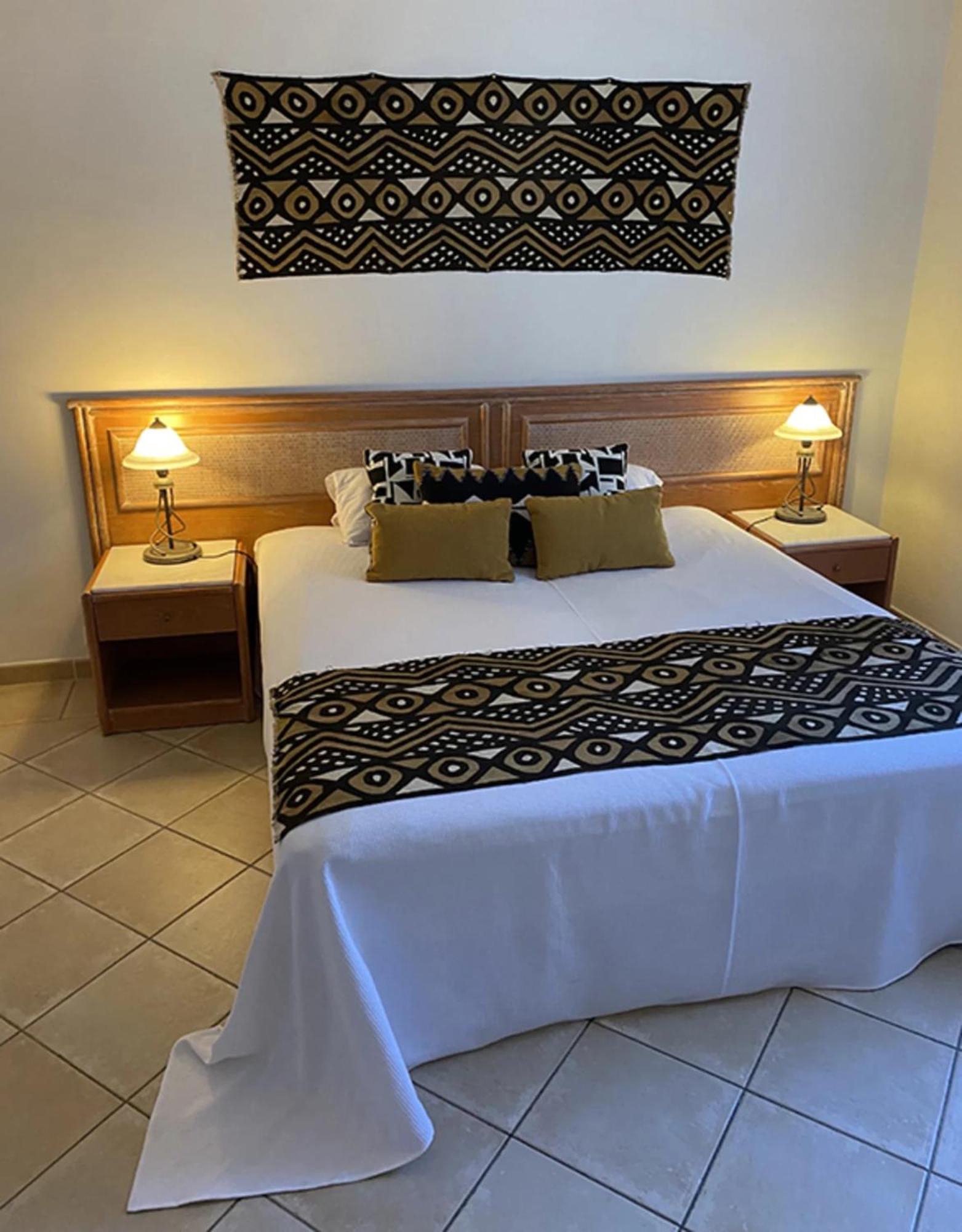 Les Jardins Du Soleil Apartment Авиньон Стая снимка