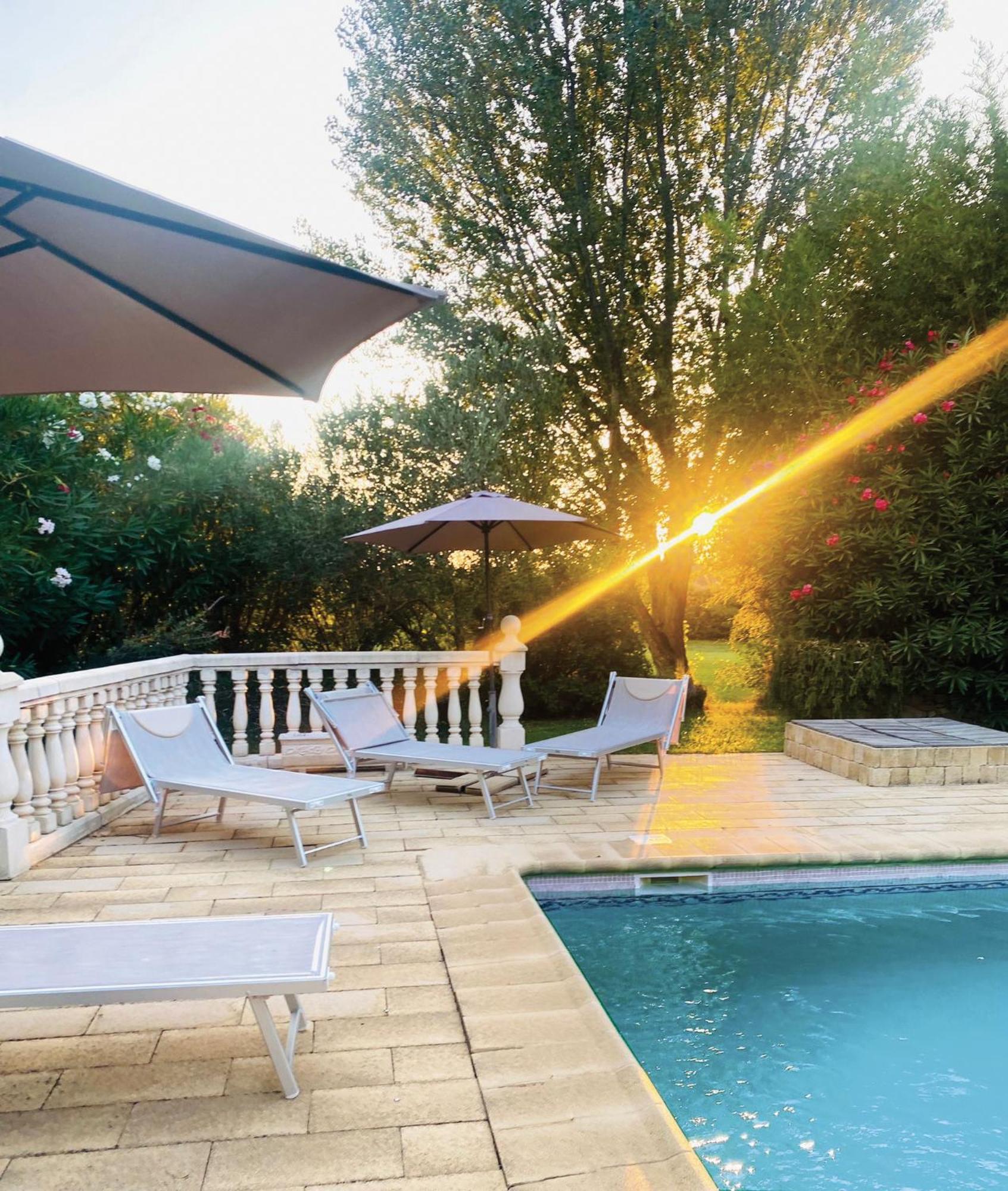 Les Jardins Du Soleil Apartment Авиньон Екстериор снимка